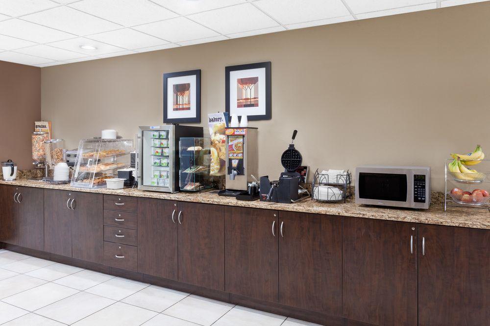 Microtel Inn & Suites By Wyndham Колумбия Екстериор снимка