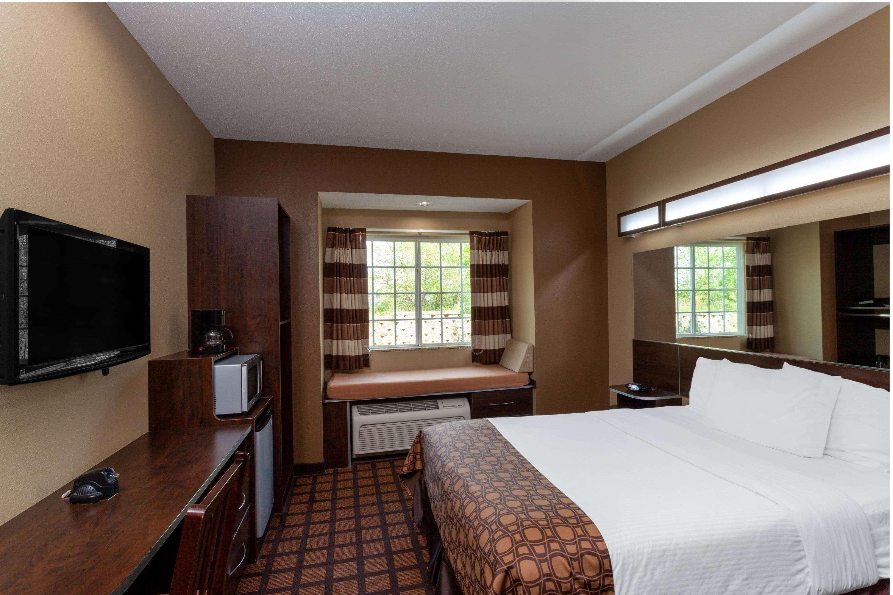 Microtel Inn & Suites By Wyndham Колумбия Екстериор снимка