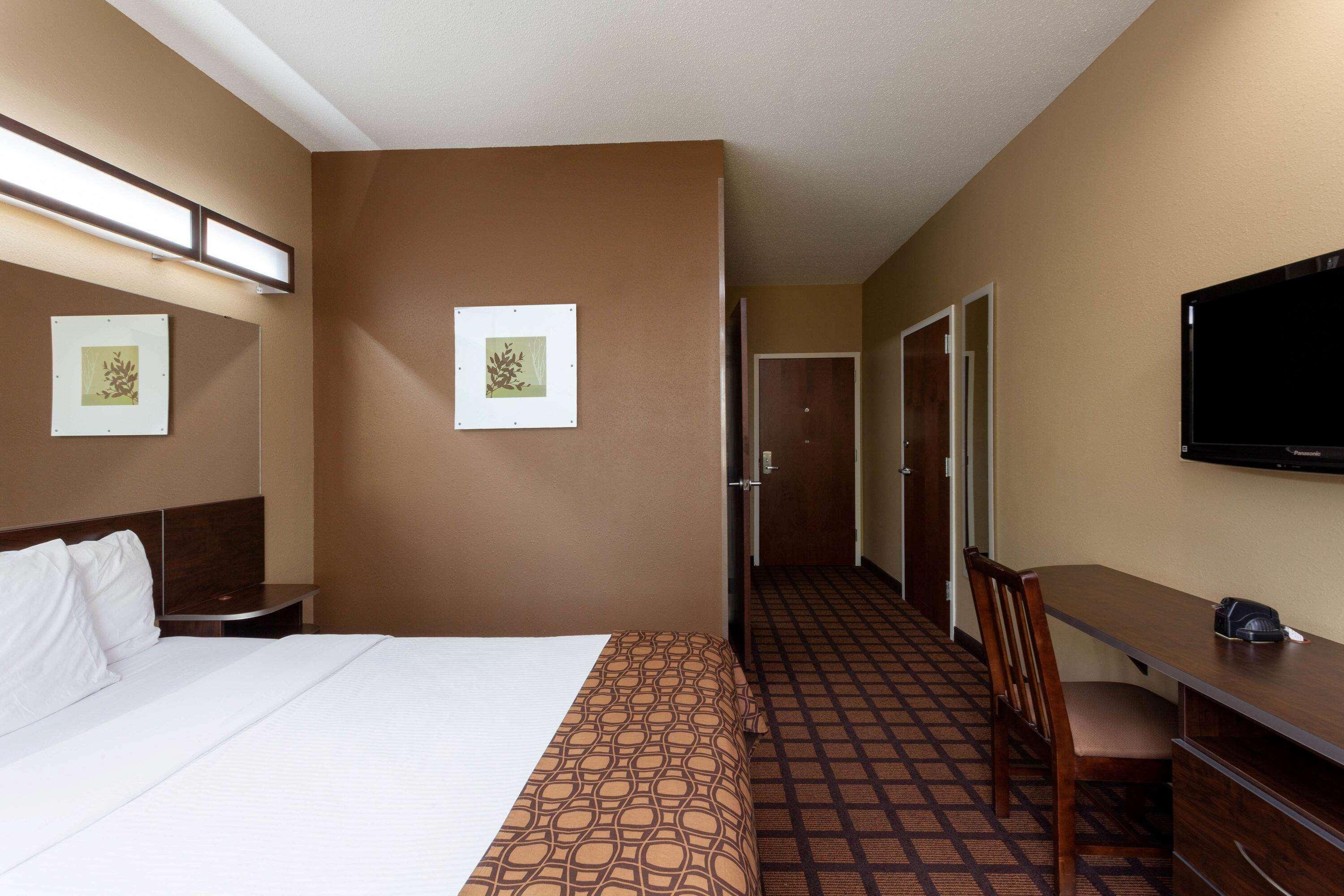 Microtel Inn & Suites By Wyndham Колумбия Екстериор снимка